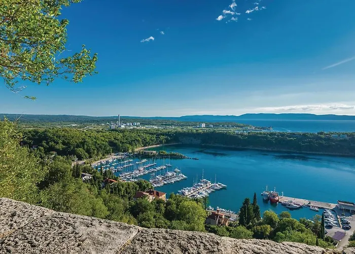 3 Bedroom Pet Friendly In Omišalj
