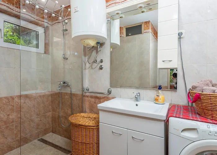 3 Bedroom Pet Friendly In Omišalj