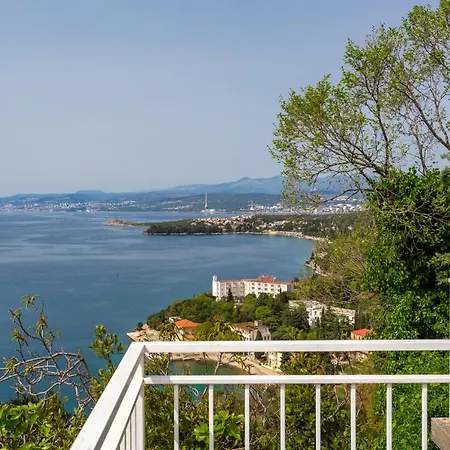 3 Bedroom Pet Friendly In Nyaraló Omišalj