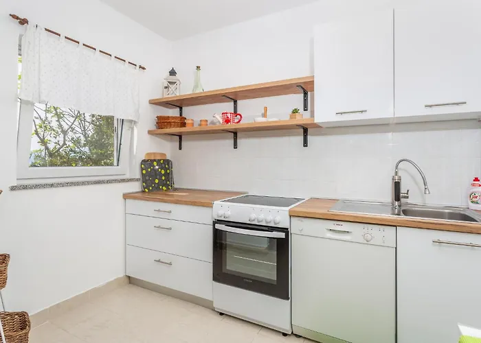 3 Bedroom Pet Friendly In بيت للعطل Omišalj